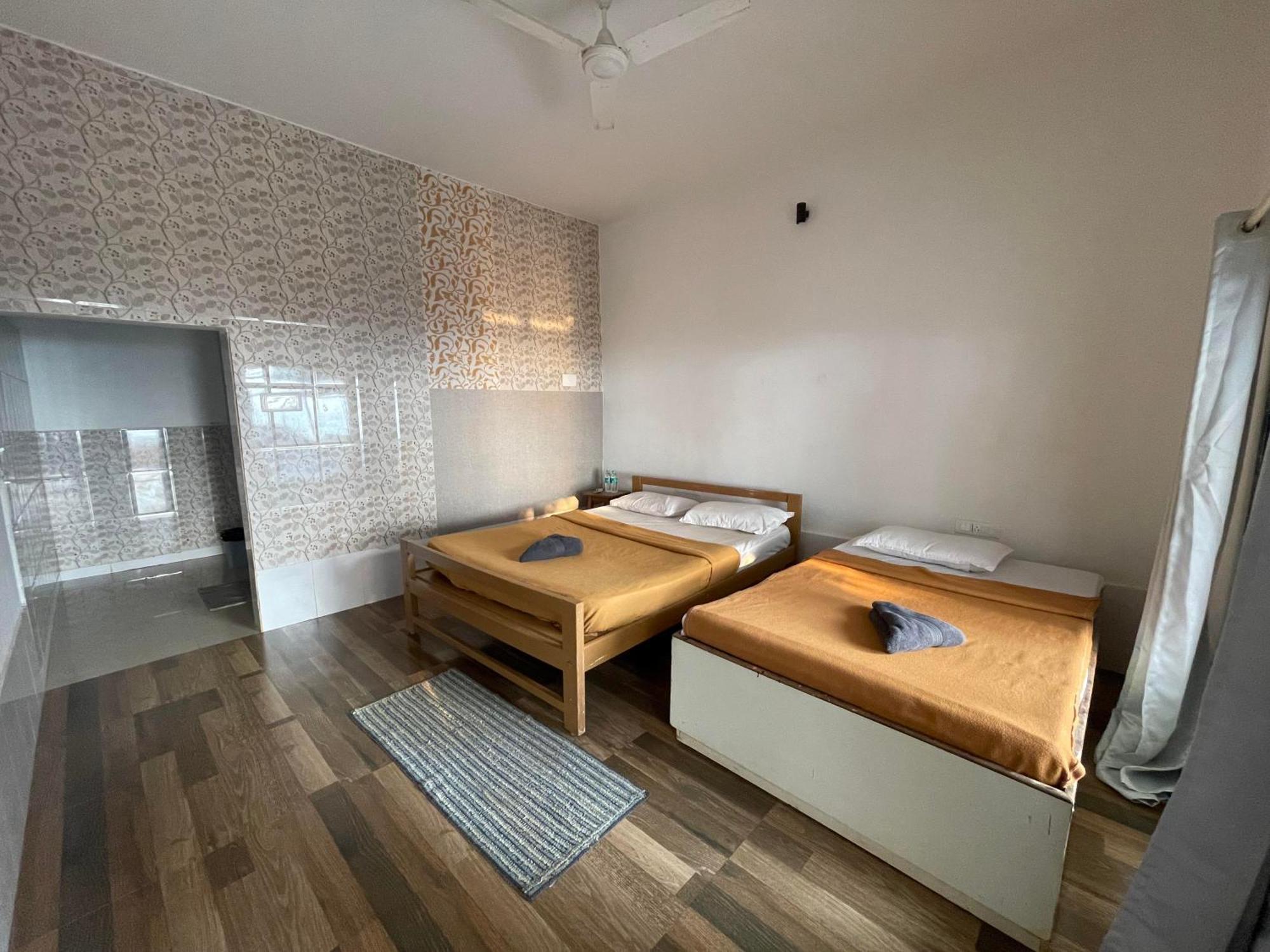 The La Mer Beach Resort Гокарна Экстерьер фото